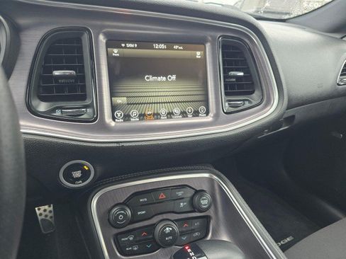 Used 2017 Dodge Challenger SXT w/ Sound Group RWD image 28