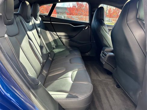 Used 2016 Tesla Model S 90D image 12