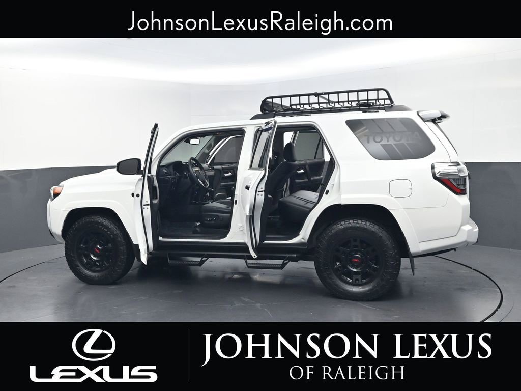 Used 2021 Toyota 4Runner Venture w/ Moonroof Package AWD/4WD image 36