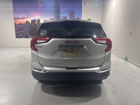 Used 2022 GMC Terrain SLT image 7