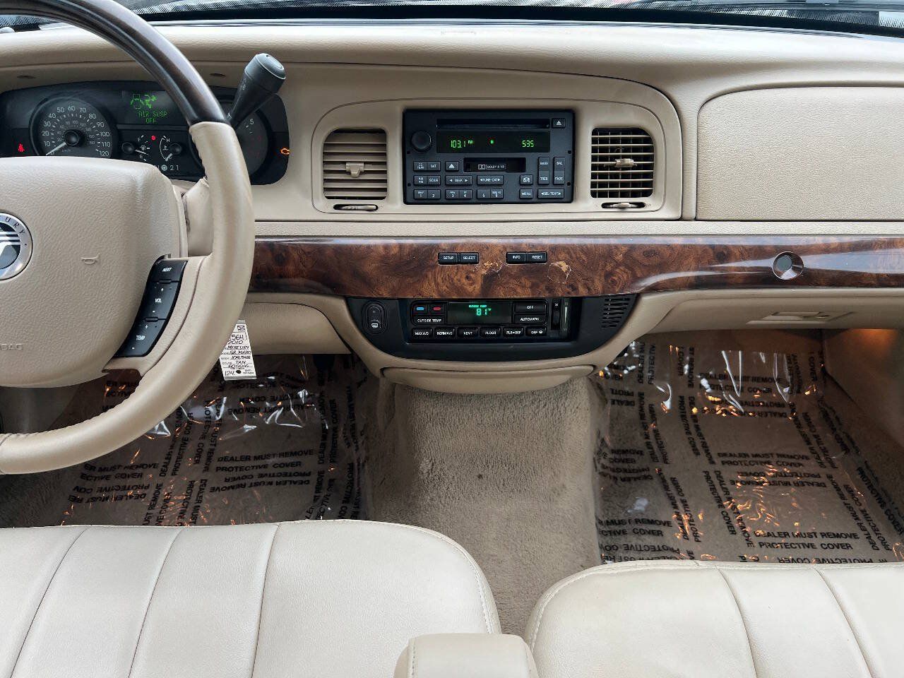 Used 2010 Mercury Grand Marquis LS RWD image 34