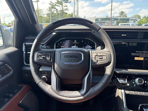 New 2025 GMC Sierra 1500 Denali Ultimate image 13