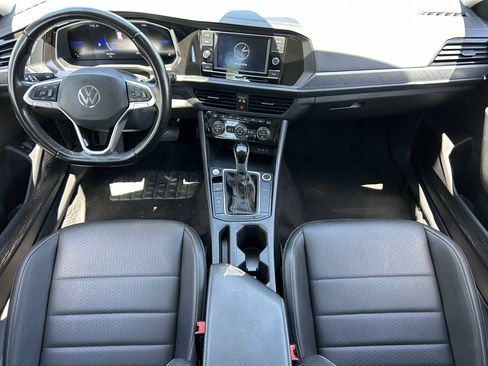Used 2024 Volkswagen Jetta SE FWD image 13
