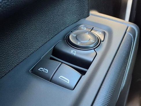 New 2026 GMC Sierra 3500 Pro w/ Convenience Package image 17