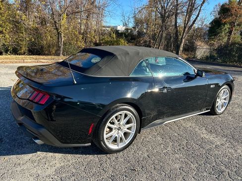 Used 2024 Ford Mustang GT Premium image 6