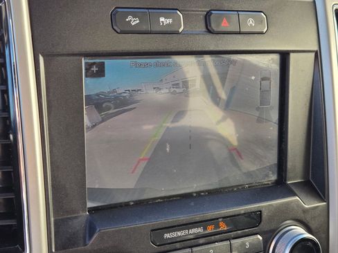 Used 2018 Ford F150 Lariat w/ Equipment Group 502A Luxury image 23