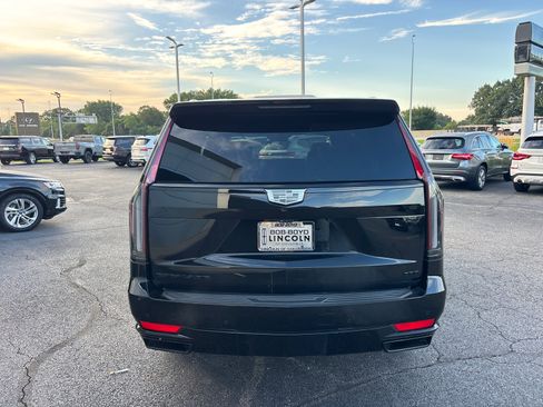 Used 2024 Cadillac Escalade Sport w/ LPO, ONYX Package AWD/4WD image 6