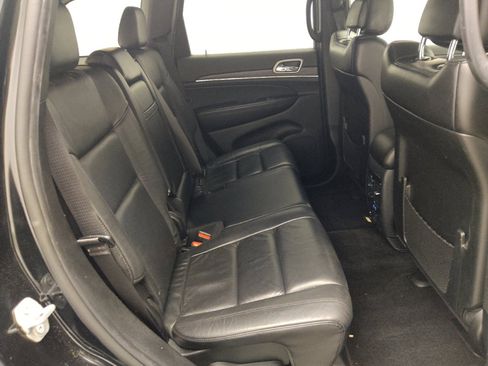 Used 2019 Jeep Grand Cherokee Limited RWD image 19