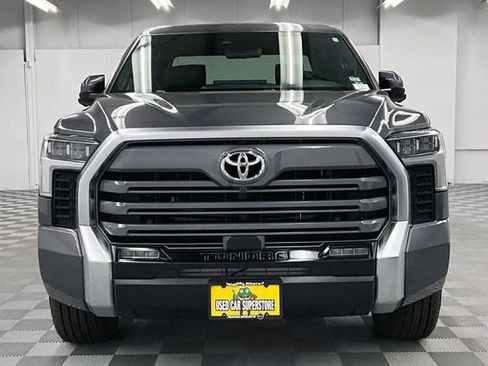 Used 2025 Toyota Tundra Limited AWD/4WD image 4