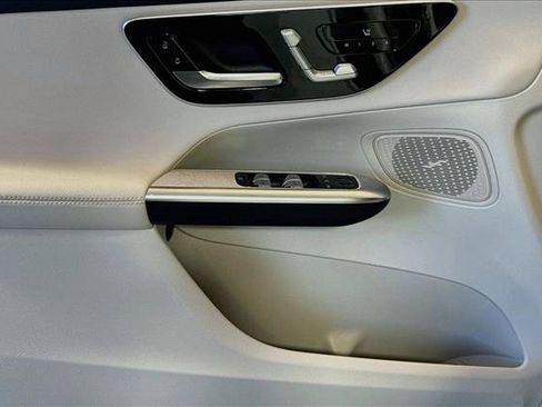 Used 2026 Mercedes-Benz GLC 300 4MATIC image 17
