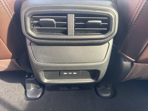 Used 2025 Honda Passport EX-L image 37