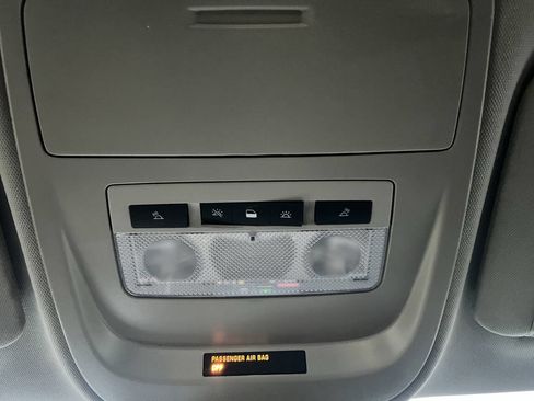 Used 2022 Chevrolet Colorado LT w/ Fleet Safety Package image 34