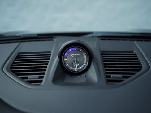 Used 2026 Porsche 911 Targa 4 GTS w/ Premium Package image 32