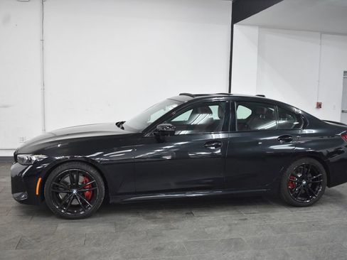 Used 2023 BMW 330i Sedan w/ M Sport Package image 8