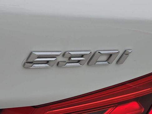 Used 2019 BMW 530i xDrive w/ Convenience Package image 12