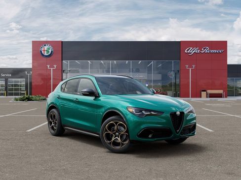 New 2025 Alfa Romeo Stelvio Sprint AWD/4WD image 5