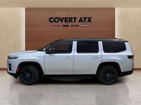 New 2026 Jeep Grand Wagoneer 4WD image 2
