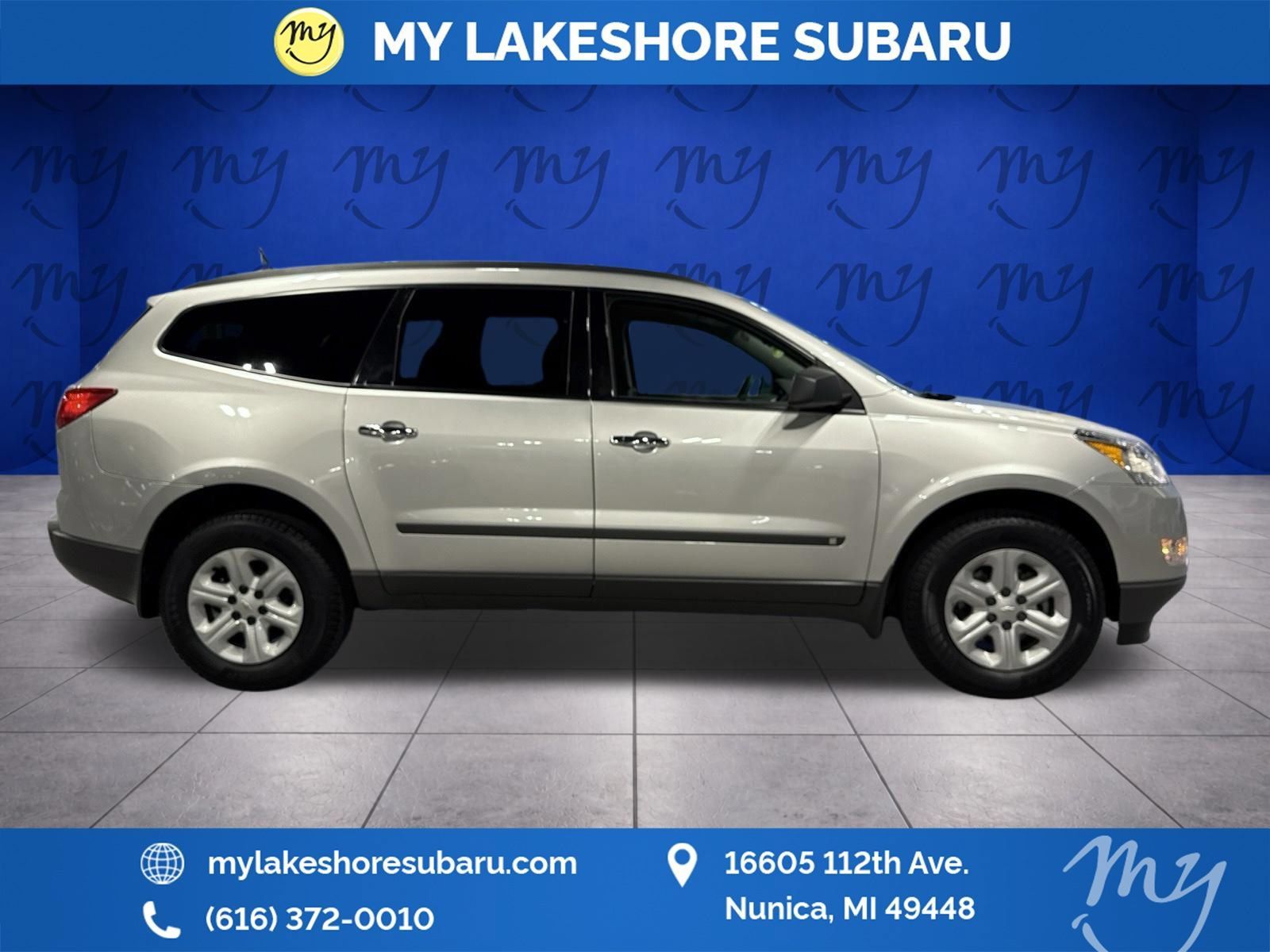 Used 2010 Chevrolet Traverse LS FWD image 8