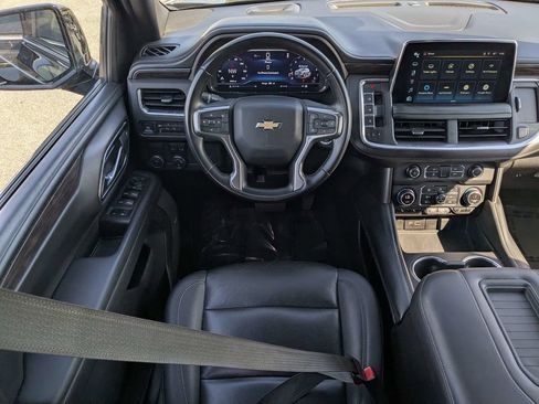 Used 2023 Chevrolet Suburban LT RWD image 15