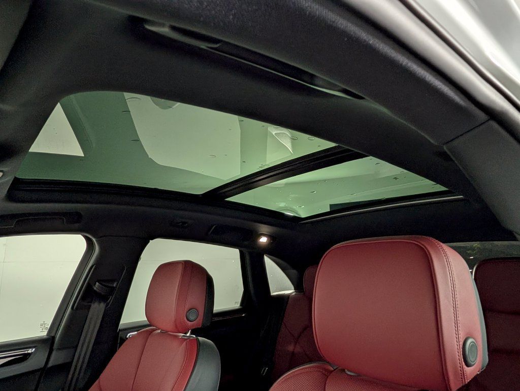 New 2026 Porsche Macan AWD/4WD image 30