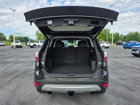 Used 2018 Ford Escape Titanium w/ Ford Safe & Smart Package AWD/4WD image 7