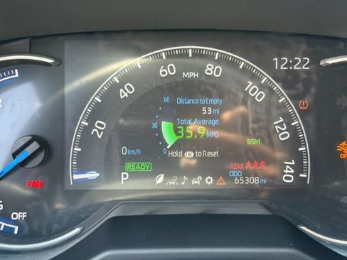 Used 2024 Toyota RAV4 XSE AWD/4WD image 22