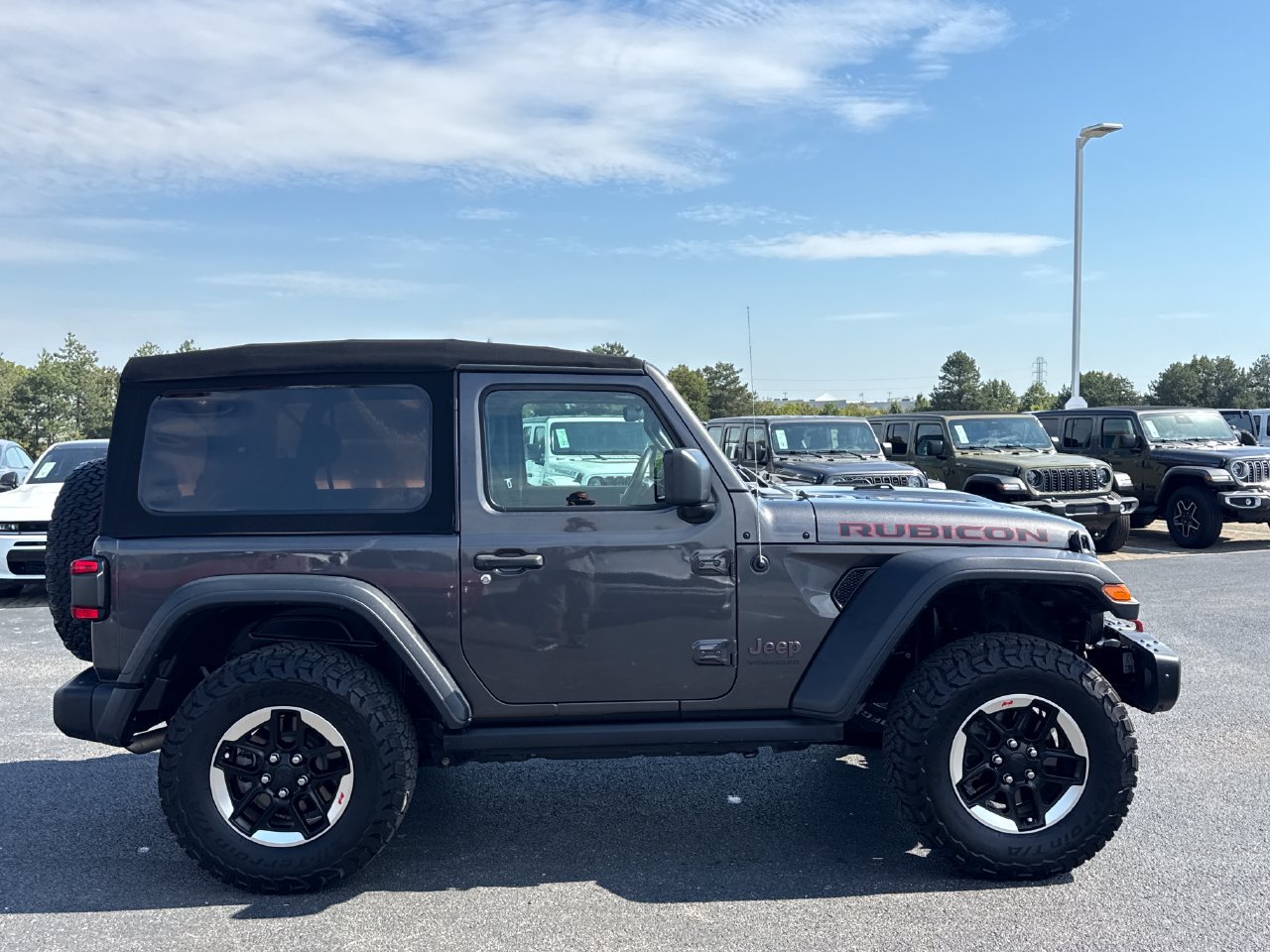 Used 2020 Jeep Wrangler Rubicon w/ Steel Bumper Group AWD/4WD image 2