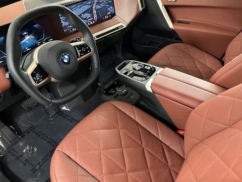 Used 2026 BMW iX xDrive45 AWD/4WD image 11