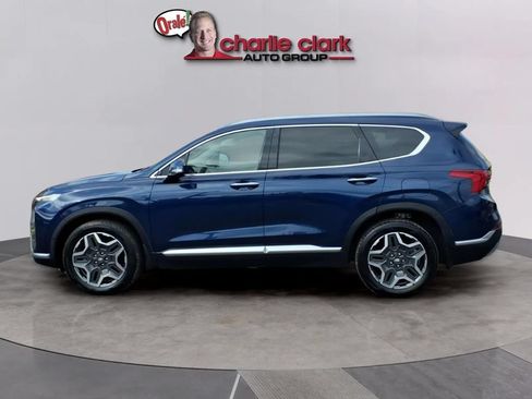 Used 2022 Hyundai Santa Fe Limited FWD image 2