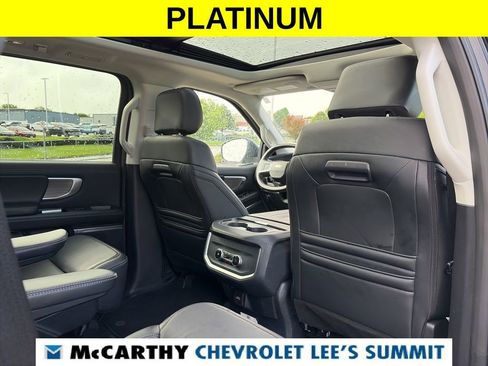 Used 2025 Ford Expedition Platinum AWD/4WD image 46