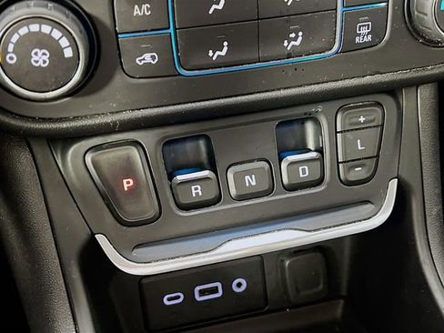 Used 2018 GMC Terrain SLE image 21