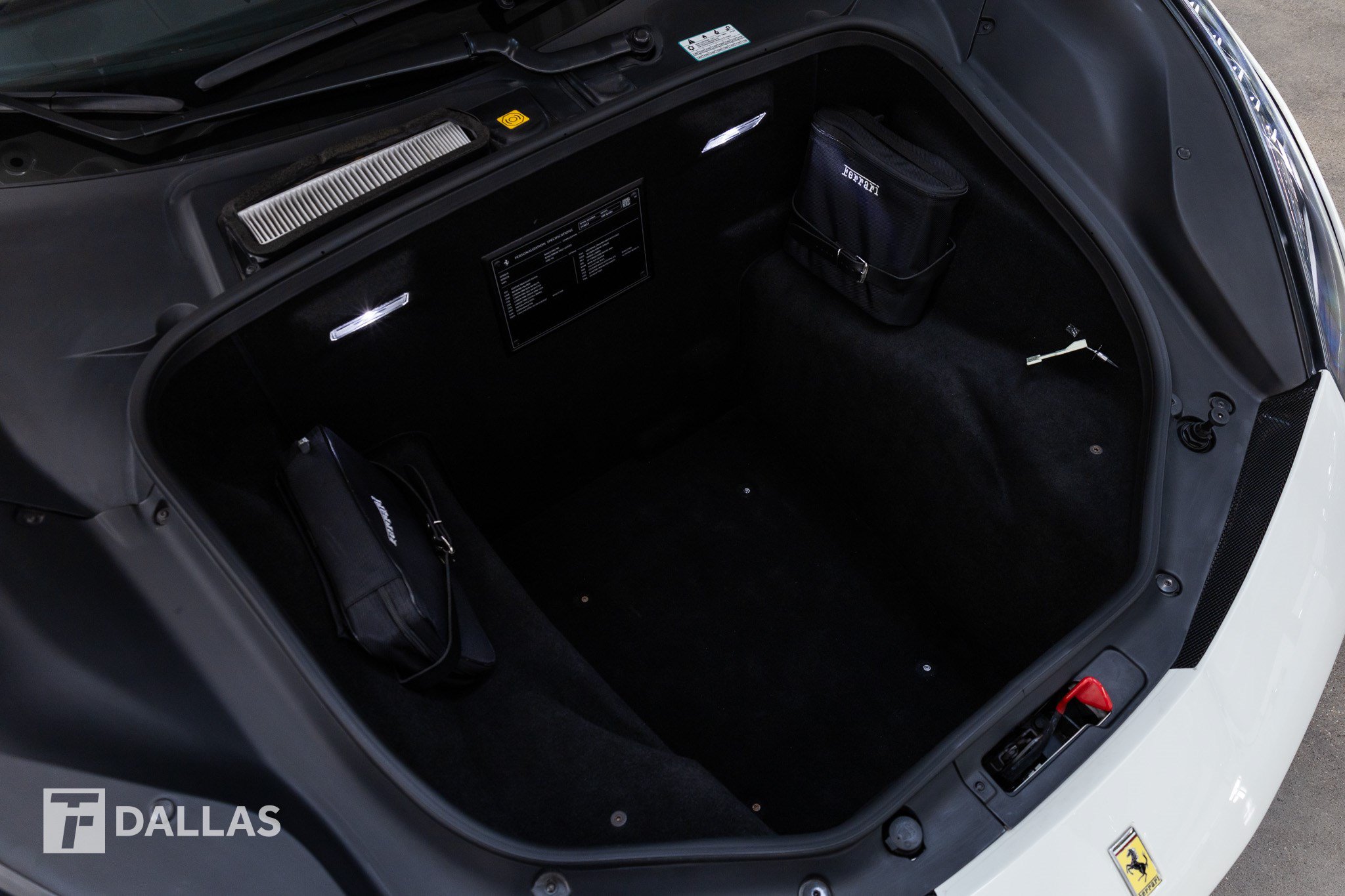 Used 2019 Ferrari 488 Spider RWD image 18