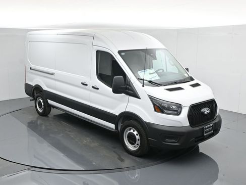 New 2026 Ford Transit 250 148 Medium Roof w/ Load Area Protection Package RWD image 33