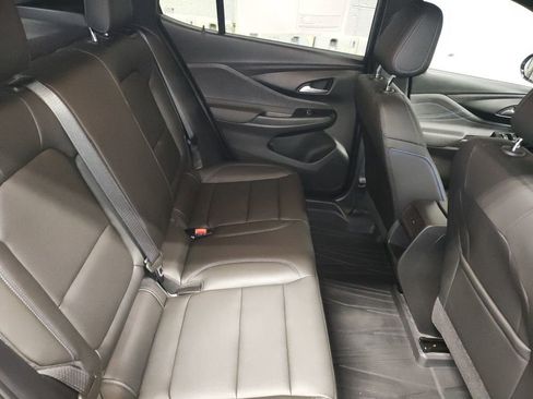 Certified 2025 Buick Envista Sport Touring w/ Convenience I Package image 12