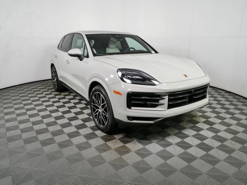 New 2026 Porsche Cayenne AWD/4WD image 28