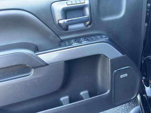 Used 2018 Chevrolet Silverado 1500 LTZ Z71 w/ LTZ Plus Package image 13