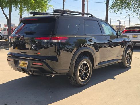 New 2026 Nissan Pathfinder Rock Creek AWD/4WD image 3