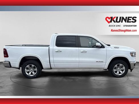 Used 2022 RAM 1500 Laramie w/ Cold Weather Group AWD/4WD image 10