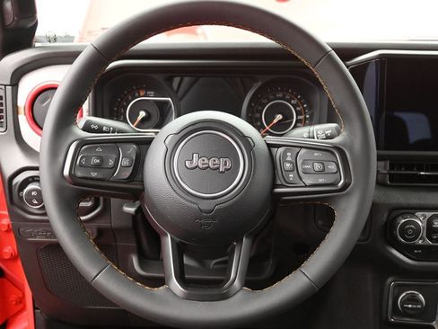 Used 2024 Jeep Gladiator Sport image 28