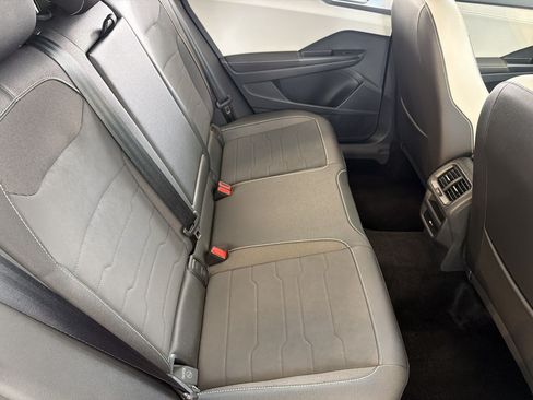 Certified 2025 Volkswagen Taos SE FWD image 29