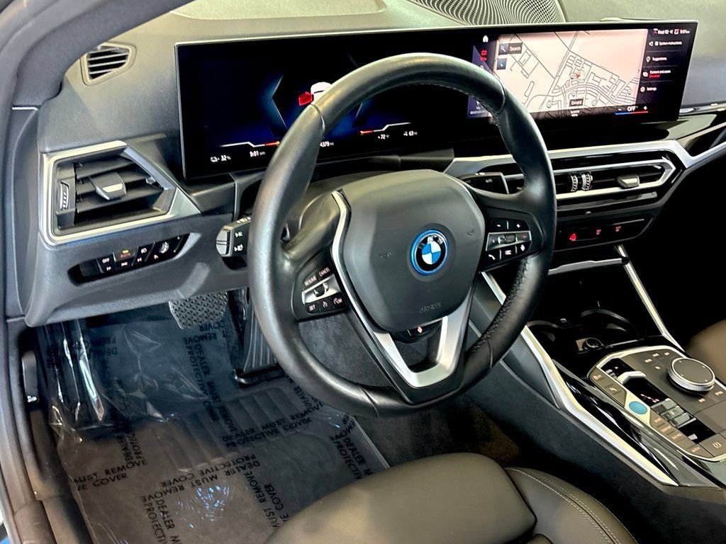 Used 2023 BMW i4 eDrive40 w/ Premium Package RWD image 14
