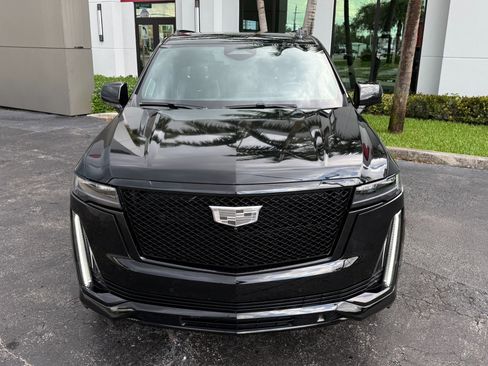 Used 2021 Cadillac Escalade Sport Platinum image 8