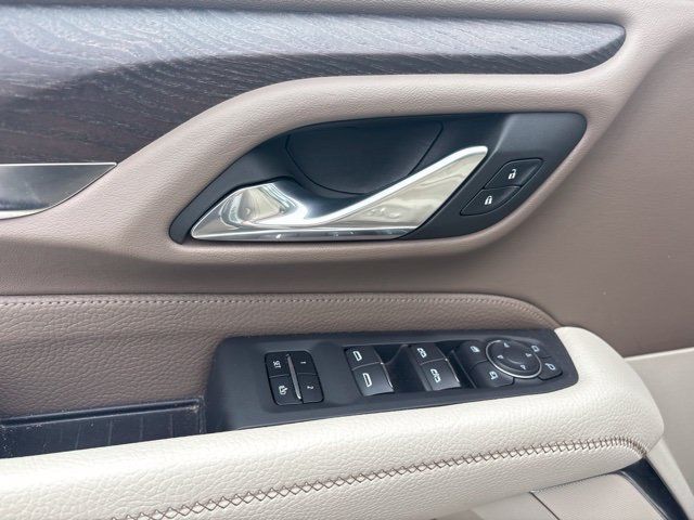 Used 2023 GMC Yukon Denali w/ Advanced Technology Package AWD/4WD image 31