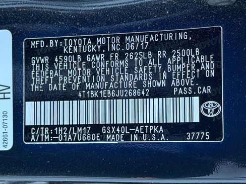 Used 2018 Toyota Avalon Limited image 26