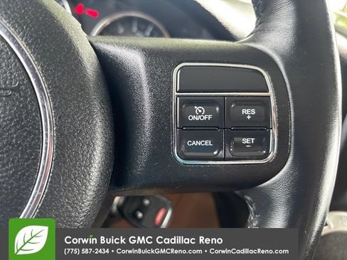 Used 2016 Jeep Wrangler Unlimited Sahara w/ Connectivity Group AWD/4WD image 15