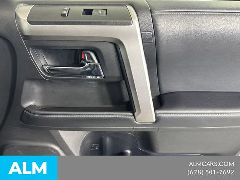 Used 2021 Toyota 4Runner SR5 AWD/4WD image 17