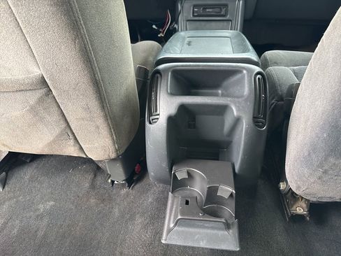 Used 2001 Chevrolet Silverado 1500 LS AWD/4WD image 24
