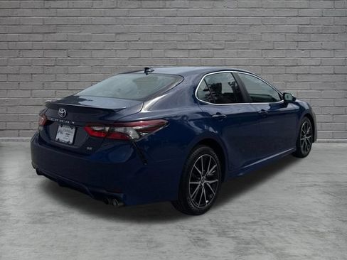 Used 2024 Toyota Camry SE FWD image 7