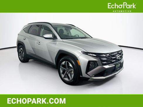 Used 2025 Hyundai Tucson SEL FWD image 1