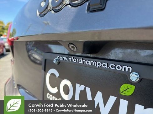 Used 2015 Jeep Grand Cherokee Summit AWD/4WD image 10